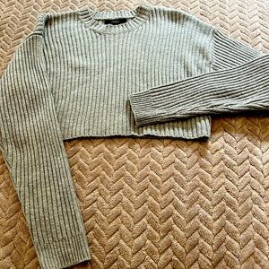 Crop top sweater